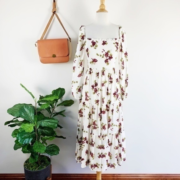 💋Reformation Kelly square neck midi dress. Size 6 - Picture 5 of 12